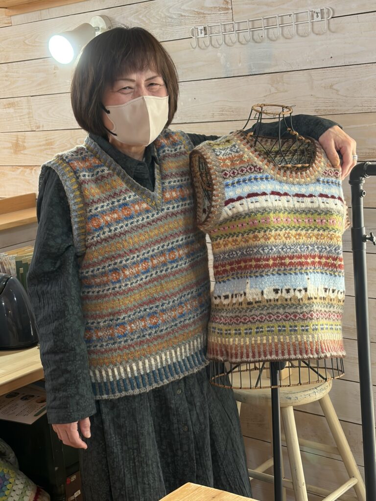 編み編みクラブでした。